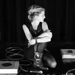 lesleyflanigan