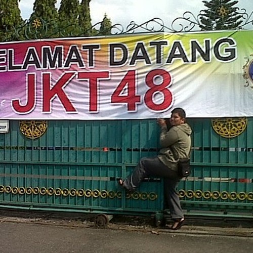 jkt48 tenohira ga kataru koto mp3