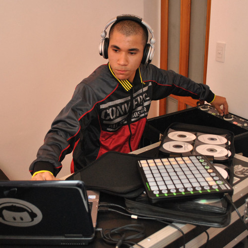 DJ Yite’s avatar