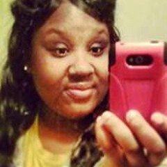 Niya Priceless Laury