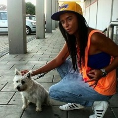 Victoria La Dame Shota 1