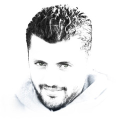 ثلاثي اضواء المسرح