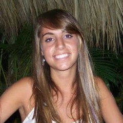 Nazarena Luzzi Castro