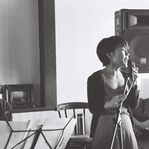 Poems By Emily Dickinson W Improvised Music エミリー ディキンソンの詩と即興演奏 By Yuki Ishiwata Poems By Emily Dickinson W Improvised Music エミリー ディキンソンの詩と即興演奏 By Yuki Ishiwata
