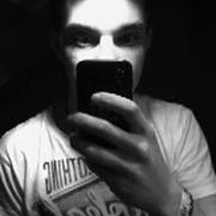 Lukas Hérnándéz 1