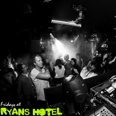 KEESH LIVE @ RYANS HOTEL 23 AUGUST 2013