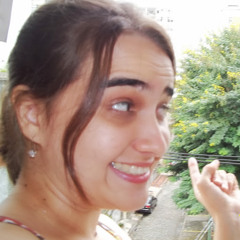 Caroline Anjos Vaez