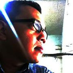 Yossi O.Y.i.E Sanajaya