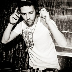 drums / synth  (roland mc303 + roland alpha juno)