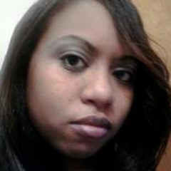 Lisa Luvnmalife Tovar
