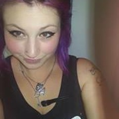 Pinky Emma Nico Savage