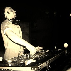 dj feroo