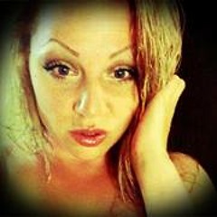 Shaundys Thebees Knees