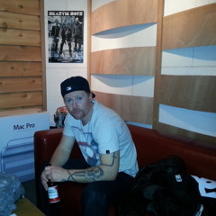 Jaks - emcee Jakovaull