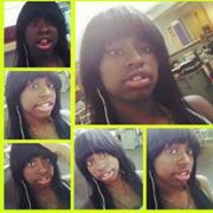 Dominique Lady'Here Mwahh