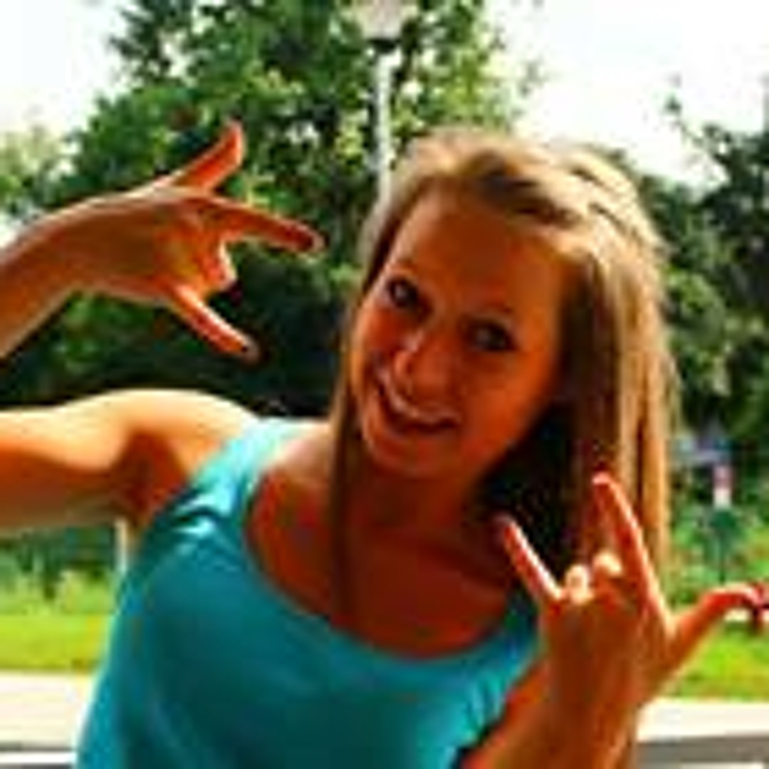 Listen to Bas Tajpan - nowy protest by Patrycja Mędrek in bas tajpan  playlist online for free on SoundCloud, image size:1080x1080