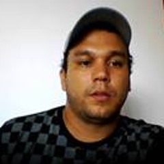 Luciano Alves 26