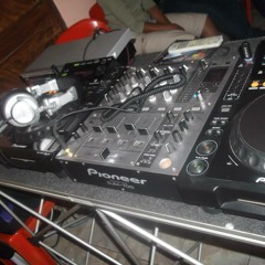 DEEjay bo x