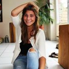 Julia Stief