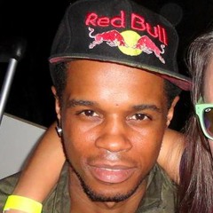 (>..Andre Moraes..<)