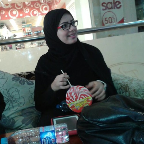 جائت المزة تمشي في حياء و شمووخ