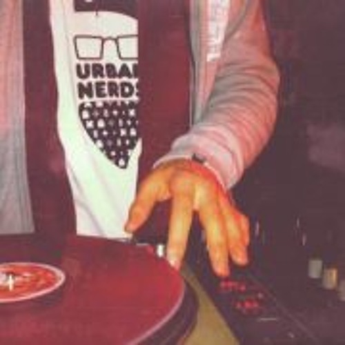 Lee Jung Hyun- 수상한 남자 Suspicious Man - (DJ Michael Wong EDIT) ft. QNG5C2