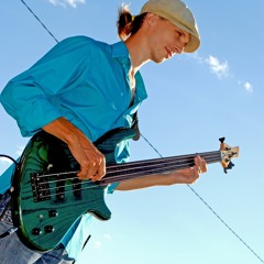 Alex Frolov/Fretless Bass