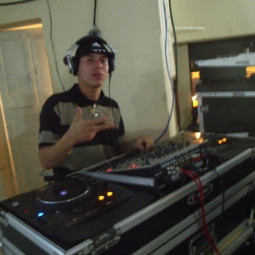 Mc Byonce Lançamento A Porrada Come ($Dj 2.D$)