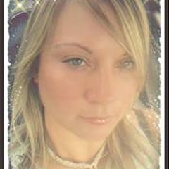 Lindsey Cross 1