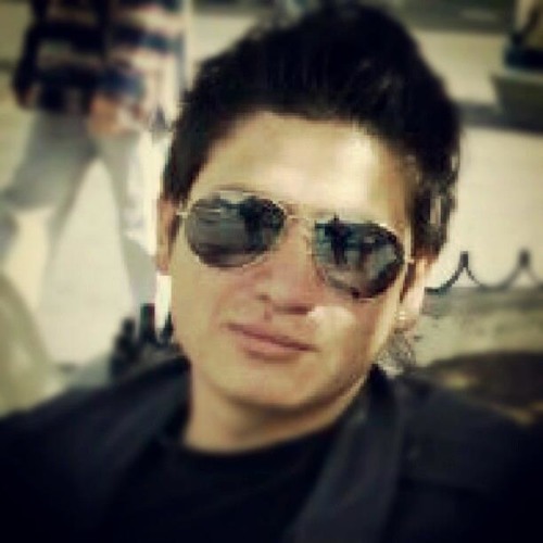 Emmanuel - Amores Lejanos (Enanitos Verdes COVER)