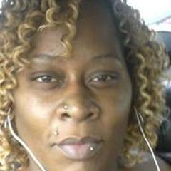 Lynette Puddin White