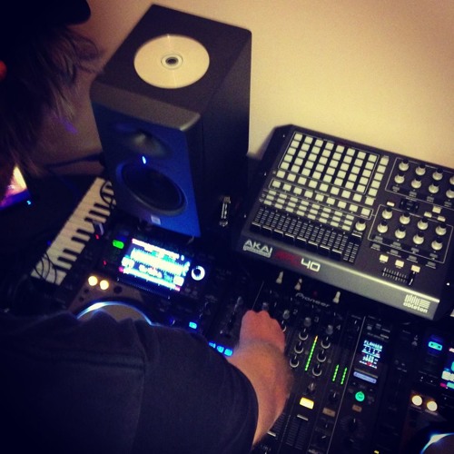 Push It 303 (Dean Moston Bootleg) - Nicky Romero, Salt and Pepper