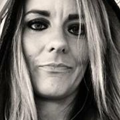 Sandroonie Walsh ˚͜˚