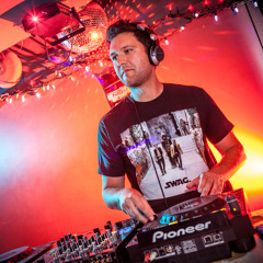 DJ Christian Alvarez