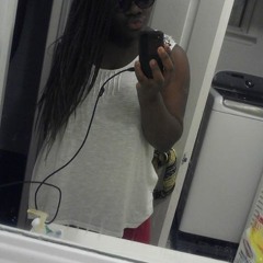 insecure_pretty_girl