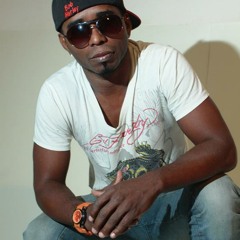 Mc Neguinho da Paquera