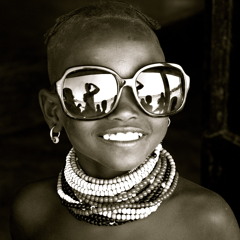 •LarissaMaria•••