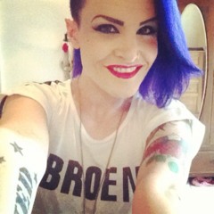 Laura Therese Cummings