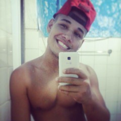 Douglas Coutinho 3