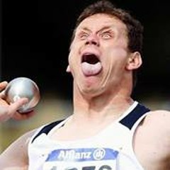 Sebastian Larsson 12