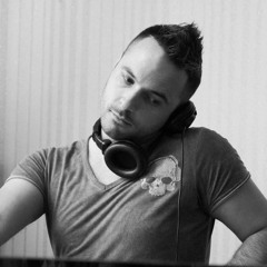 DeeJay Georgakis