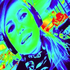 Carolina Elisa Nascimento