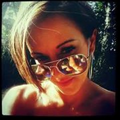 Kerri Victoria Laird