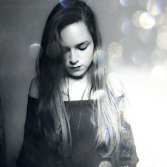 Becca Correiaa Thorne