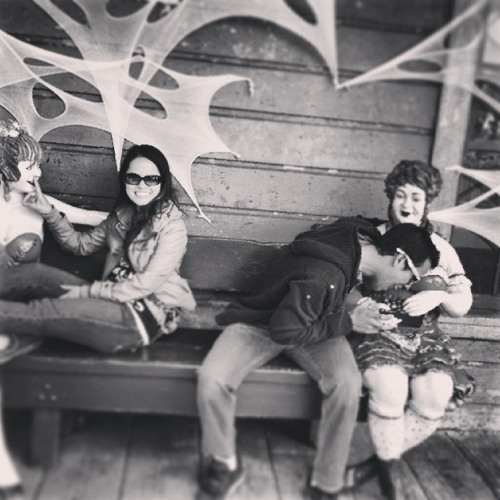 Confidence is key - Partytime mix