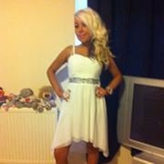 Nikki Louise Williams