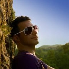 MiKe Carlos Estévez