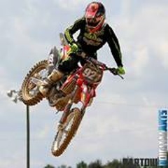 Lee Thomson 12