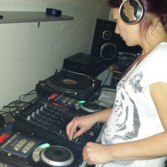 DJane Tussixx