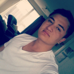 Maisey Rika Untouchable (cover)